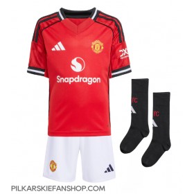 Koszulka piłkarska Manchester United Rasmus Hojlund #9 Strój Domowy dla dzieci 2025-26 tanio Krótki Rękaw (+ Krótkie spodenki)